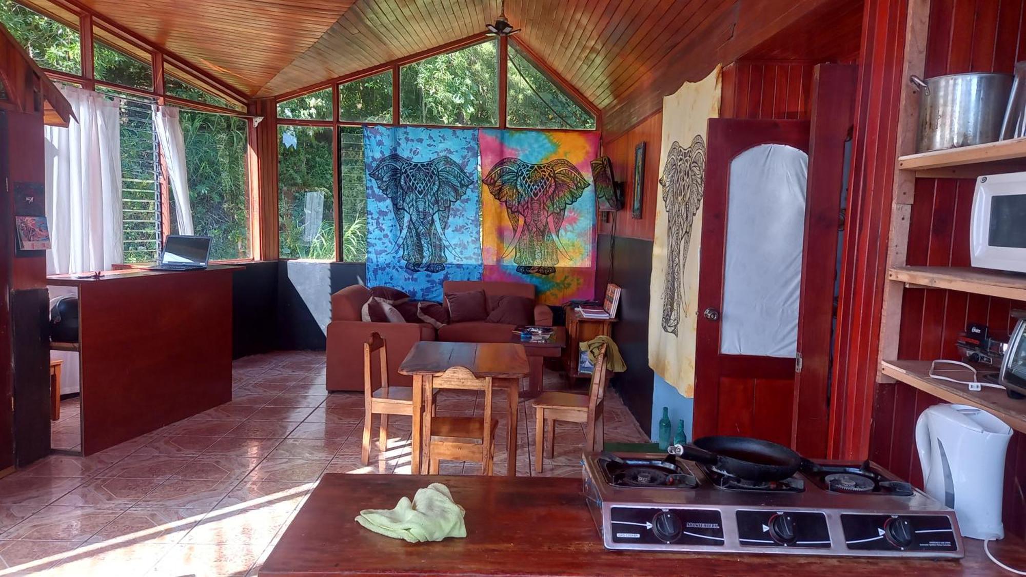 Finca Pantera Hotell Monteverde Exteriör bild