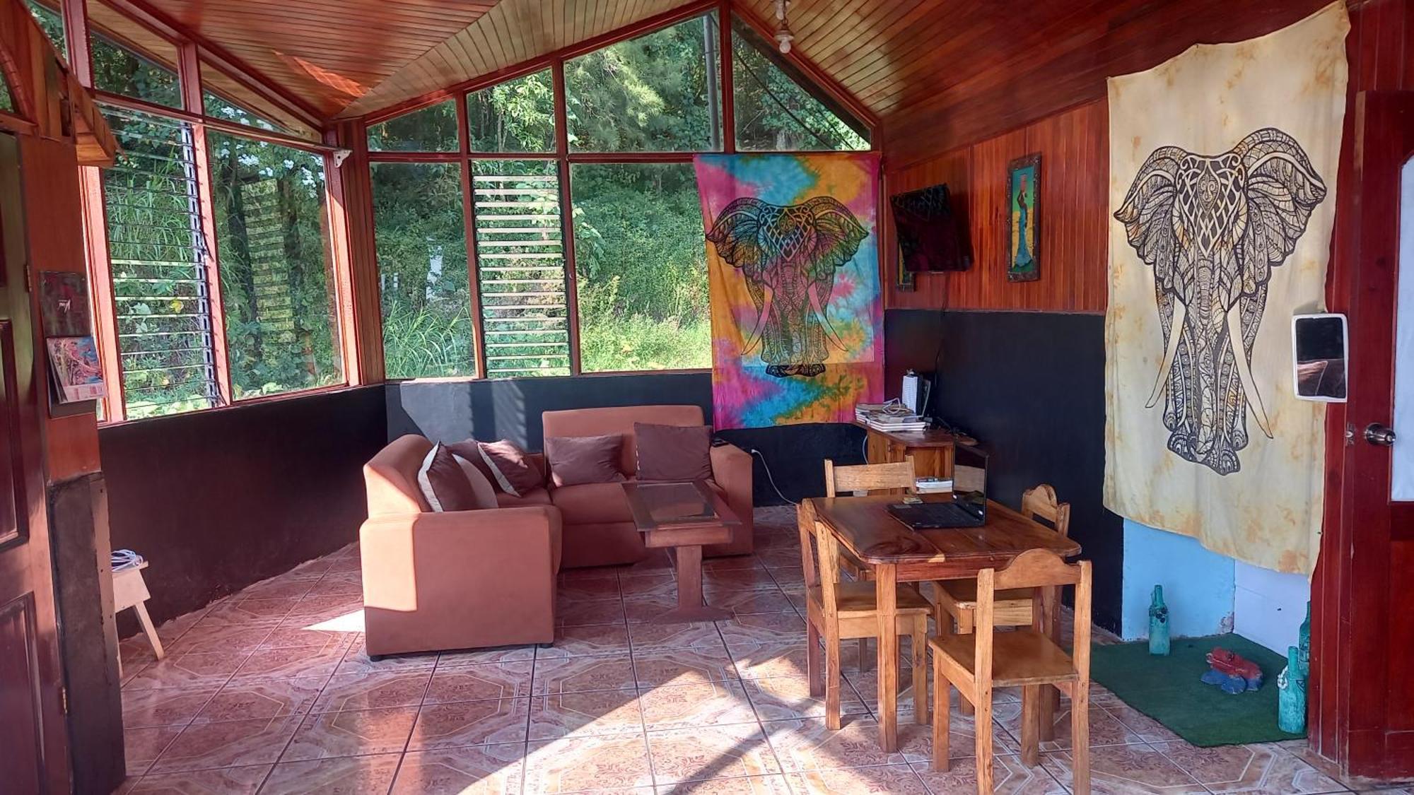 Finca Pantera Hotell Monteverde Exteriör bild